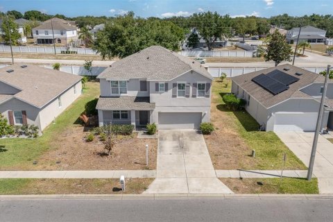 Casa en venta en Winter Haven, Florida, 5 dormitorios, 250.46 m2 № 1735422 - foto 2