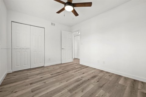 Купить кондоминиум в Форт Майерс, Флорида 3 комнаты, 97.64м2, № 1922930 - фото 28