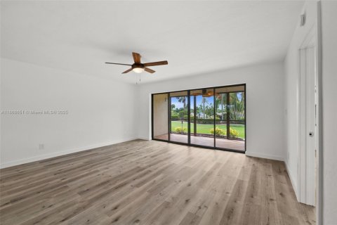 Купить кондоминиум в Форт Майерс, Флорида 3 комнаты, 97.64м2, № 1922930 - фото 17