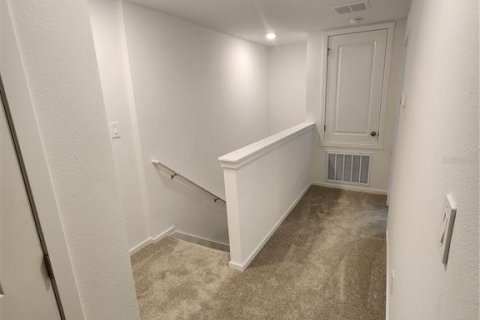 Townhouse in Davenport, Florida 3 bedrooms, 132.2 sq.m. № 2379634 - photo 19