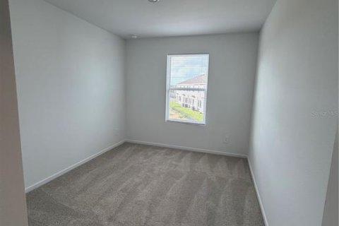 Townhouse in Davenport, Florida 3 bedrooms, 132.2 sq.m. № 2379634 - photo 15