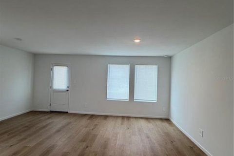 Townhouse in Davenport, Florida 3 bedrooms, 132.2 sq.m. № 2379634 - photo 9