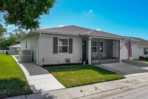Villa ou maison à vendre à Lakeland, Floride: 2 chambres, 107.95 m2 № 2100833 - photo 3