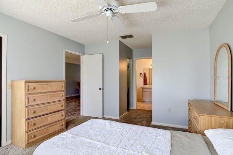 Villa ou maison à vendre à Lakeland, Floride: 2 chambres, 107.95 m2 № 2100833 - photo 24