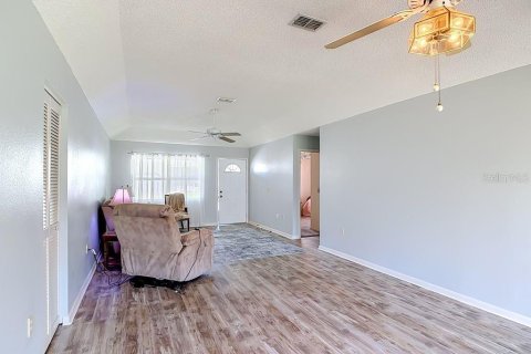 Villa ou maison à vendre à Lakeland, Floride: 2 chambres, 107.95 m2 № 2100833 - photo 13
