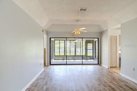 Villa ou maison à vendre à Lakeland, Floride: 2 chambres, 107.95 m2 № 2100833 - photo 15