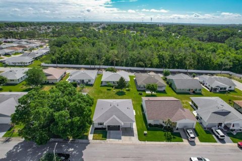 Villa ou maison à vendre à Lakeland, Floride: 2 chambres, 107.95 m2 № 2100833 - photo 5