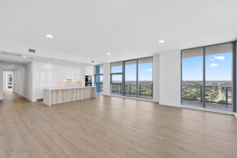 Condo in Lake Park, Florida, 3 bedrooms  № 2153831 - photo 9