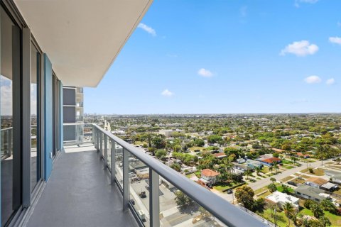 Condo in Lake Park, Florida, 3 bedrooms  № 2153831 - photo 27