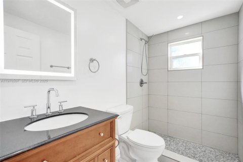 Immobilier commercial à vendre à Hollywood, Floride: 233.28 m2 № 2041481 - photo 20