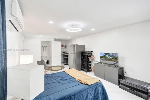 Immobilier commercial à vendre à Hollywood, Floride: 233.28 m2 № 2041481 - photo 23