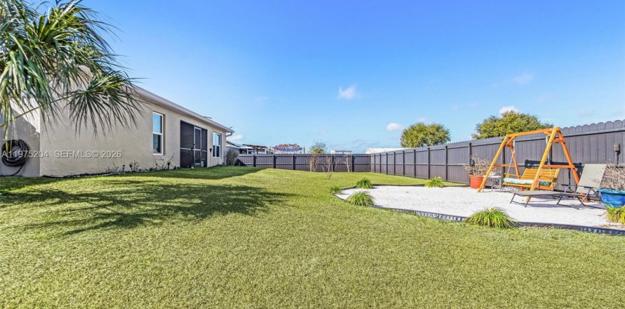 Villa ou maison à LaBelle, Floride 3 chambres, 128.11 m2 № 2086569