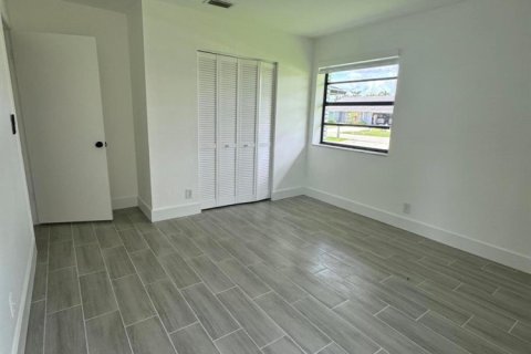 House in Royal Palm Beach, Florida 3 bedrooms, 175.31 sq.m. № 2082914 - photo 9