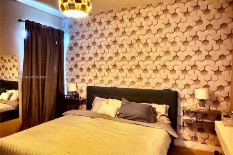 Снять в аренду таунхаус в Дорал, Флорида 4 спальни, 187.66м2, № 1977604 - фото 15