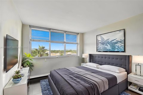 Copropriété à vendre à Miami Beach, Floride: 2 chambres, 116.41 m2 № 1982241 - photo 6