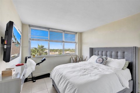 Copropriété à vendre à Miami Beach, Floride: 2 chambres, 116.41 m2 № 1982241 - photo 26