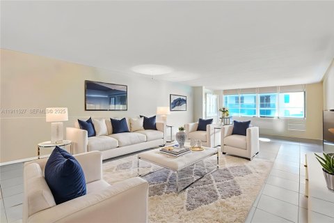 Copropriété à vendre à Miami Beach, Floride: 2 chambres, 116.41 m2 № 1982241 - photo 10
