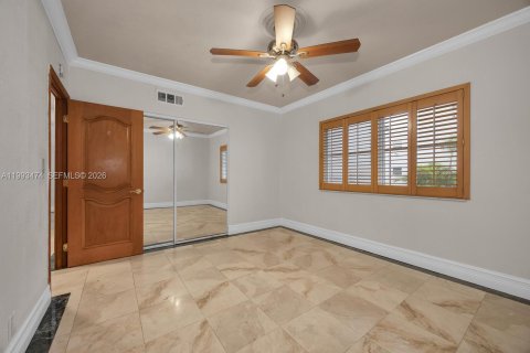 Condominio en alquiler en Coral Gables, Florida, 2 dormitorios, 114.92 m2 № 2057222 - foto 14
