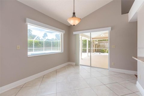 House in Brandon, Florida 3 bedrooms, 236.16 sq.m. № 2285387 - photo 18