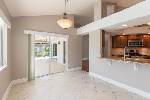 House in Brandon, Florida 3 bedrooms, 236.16 sq.m. № 2285387 - photo 19