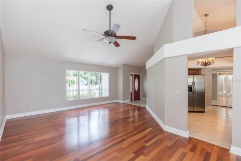 House in Brandon, Florida 3 bedrooms, 236.16 sq.m. № 2285387 - photo 11