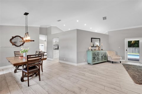 Снять в аренду виллу или дом в Плантация, Флорида 4 спальни, 233.46м2, № 1953915 - фото 6