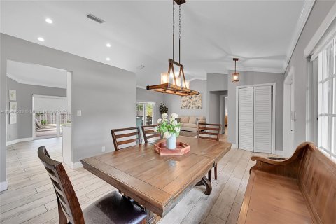 Снять в аренду виллу или дом в Плантация, Флорида 4 спальни, 233.46м2, № 1953915 - фото 8