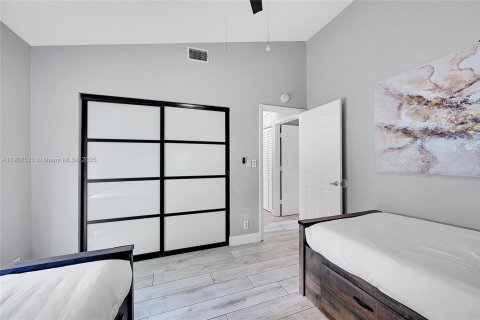 Снять в аренду виллу или дом в Плантация, Флорида 4 спальни, 233.46м2, № 1953915 - фото 22