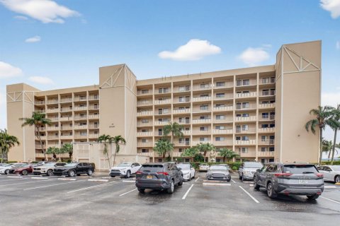 Condominio en Delray Beach, Florida, 2 dormitorios № 2145998