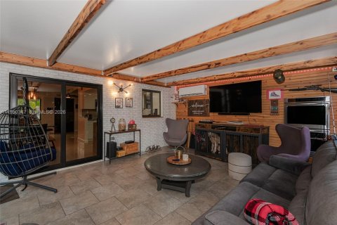 Townhouse in Miami Gardens, Florida 3 bedrooms, 143.35 sq.m. № 2005869 - photo 19