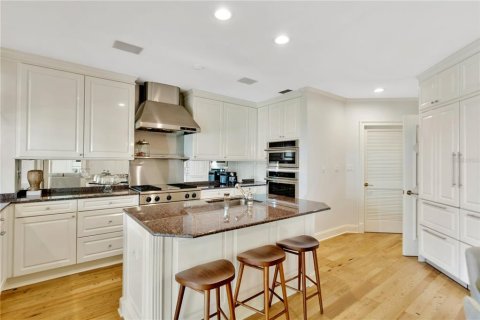 Copropriété à vendre à Tampa, Floride: 3 chambres, 311.22 m2 № 2415539 - photo 5