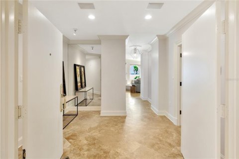 Copropriété à vendre à Tampa, Floride: 3 chambres, 311.22 m2 № 2415539 - photo 11