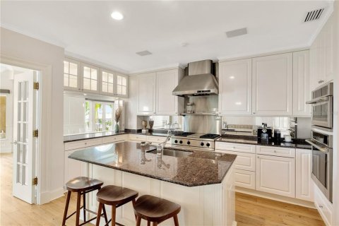 Copropriété à vendre à Tampa, Floride: 3 chambres, 311.22 m2 № 2415539 - photo 7