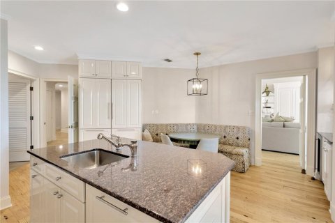 Copropriété à vendre à Tampa, Floride: 3 chambres, 311.22 m2 № 2415539 - photo 8