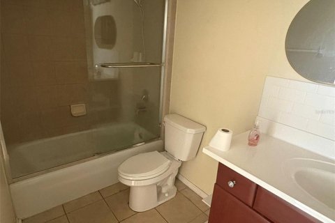 Condominio en venta en Bradenton, Florida, 1 dormitorio, 57.41 m2 № 2103214 - foto 11
