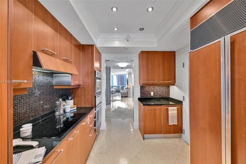 Снять в аренду кондоминиум в Холливуд, Флорида 3 спальни, 244.05м2, № 1888964 - фото 11