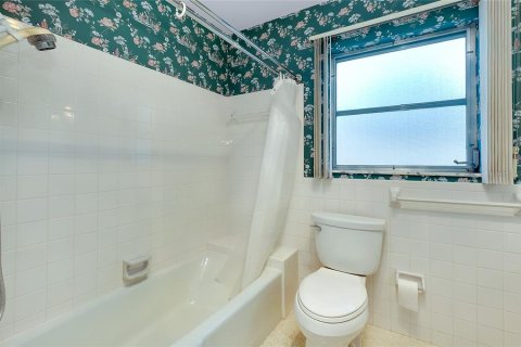 Купить виллу или дом в Венеция, Флорида 6 комнат, 118.64м2, № 1822406 - фото 19