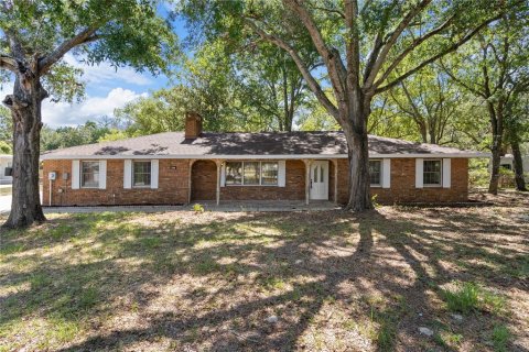 Villa ou maison à Spring Hill, Floride 3 chambres, 148.64 m2 № 2150213