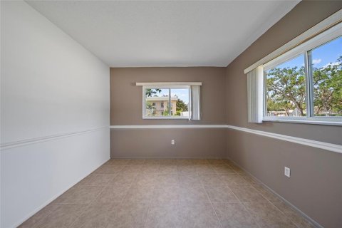 Condo in Clearwater, Florida, 2 bedrooms  № 1771563 - photo 10