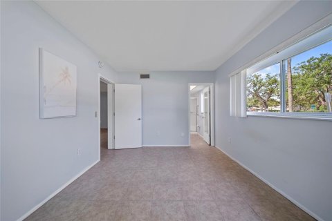 Condo in Clearwater, Florida, 2 bedrooms  № 1771563 - photo 17