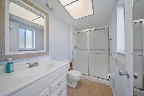 Condo in Clearwater, Florida, 2 bedrooms  № 1771563 - photo 18