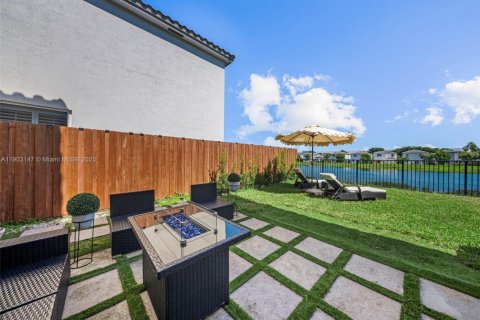 Casa en alquiler en Homestead, Florida, 3 dormitorios, 188.03 m2 № 2012529 - foto 7