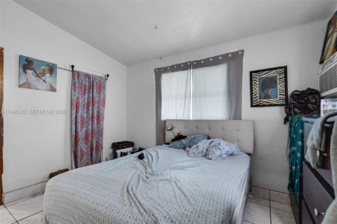 Casa en venta en Miami, Florida, 2 dormitorios, 81.75 m2 № 2002608 - foto 13