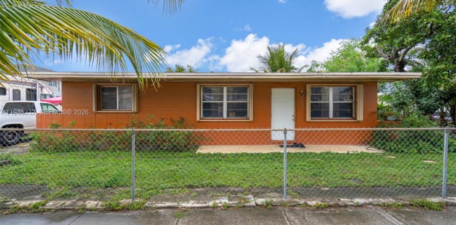 Casa en Miami, Florida 2 dormitorios, 81.75 m2 № 2002608