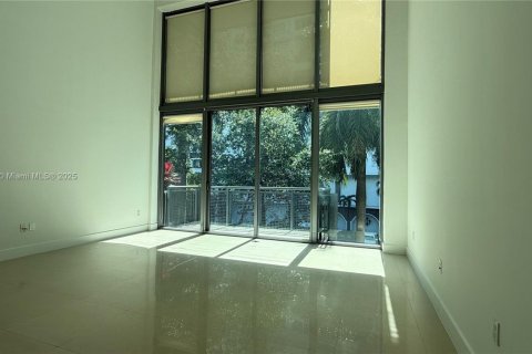 Купить кондоминиум в Майами-Бич, Флорида 2 спальни, 157.93м2, № 2054671 - фото 11