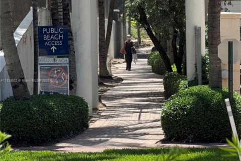 Купить кондоминиум в Майами-Бич, Флорида 2 спальни, 157.93м2, № 2054671 - фото 30