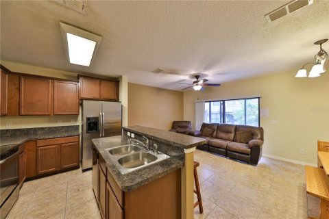 Touwnhouse à vendre à Longwood, Floride: 2 chambres, 119.29 m2 № 1909896 - photo 2