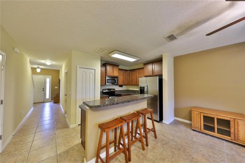 Touwnhouse à vendre à Longwood, Floride: 2 chambres, 119.29 m2 № 1909896 - photo 5