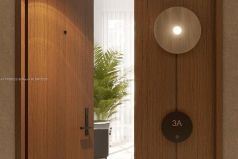 Condo in Miami, Florida, 1 bedroom  № 1959551 - photo 6