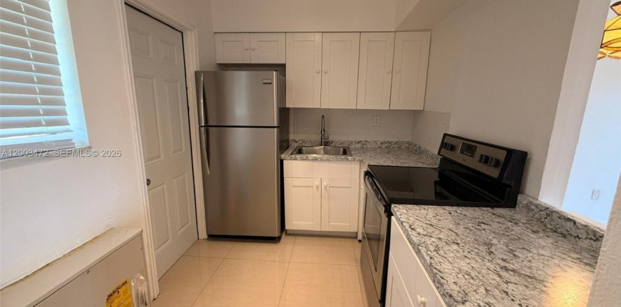 Condo in Aventura, Florida, 1 bedroom  № 2068129